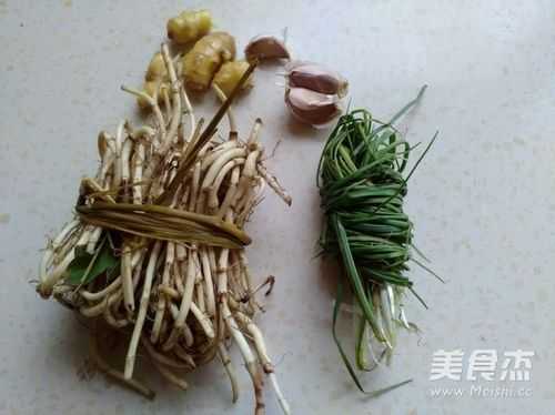 鱼腥草生姜（鱼腥草生姜葱根的作用与功效）-图1