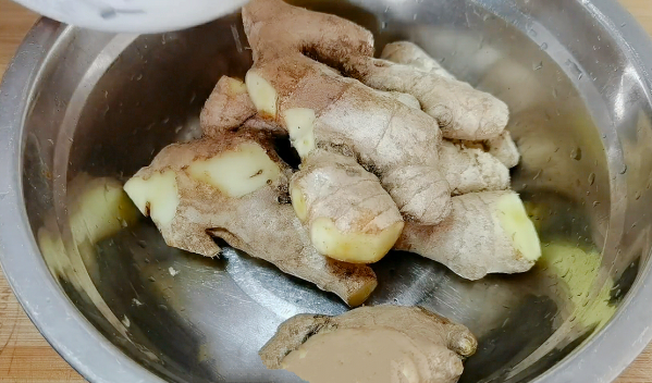 生姜焼き（生姜焼き的做法）-图2