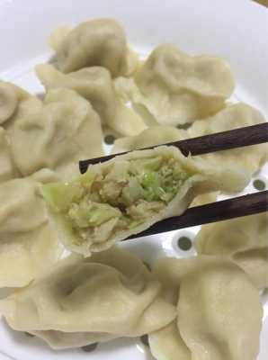 白菜生姜包水饺功效和作用（白菜和姜煮水喝有什么功效）-图1