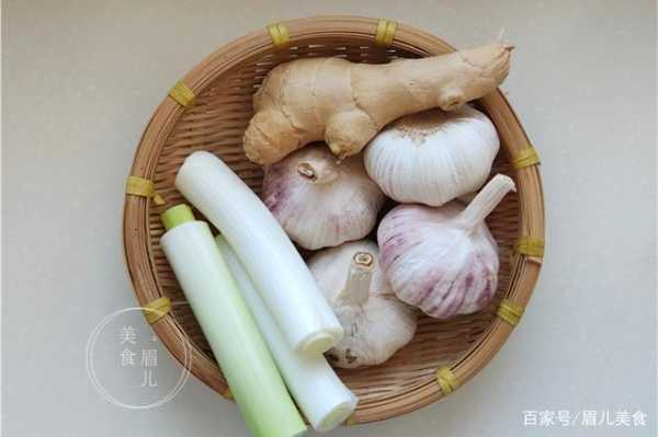 为什么有的菜要放生姜和蒜（为什么菜里要放蒜）