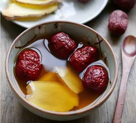 生姜红枣水加蜂蜜能去斑吗（生姜红枣汁加蜂蜜有什么作用）