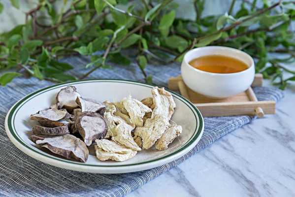 附子能和生姜一起煎煮吗（附子和生姜可以在一起用吗?）